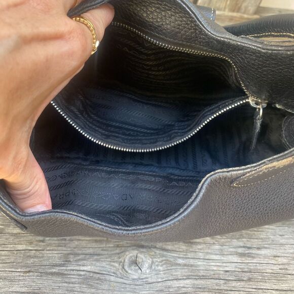 Prada Cervo Moon Hobo bag in black - Picture 4 of 15